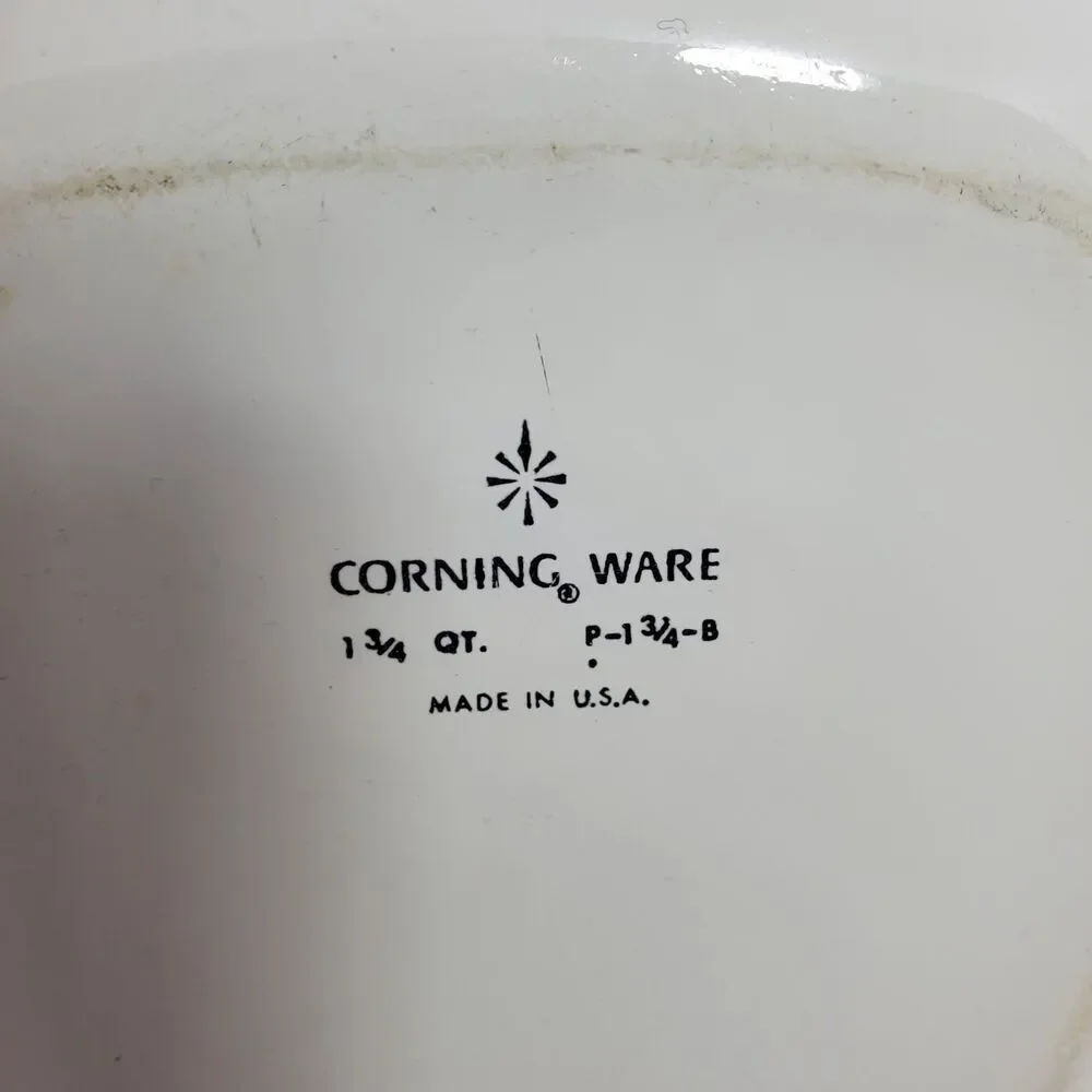 Corning Ware 1 3/4 Quart Casserole Dish Vintage Classic Flower Pattern